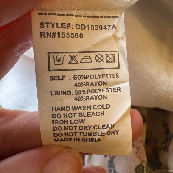 Maronie Anthropologie Mini Dress M Floral Tie Front Sweetheart Neck Ruffle hem - Picture 4 of 4